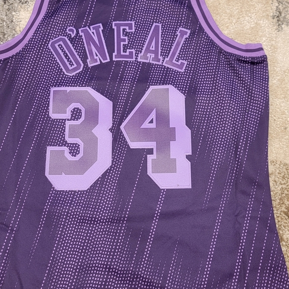 Shaquille O'Neal Lakers Mitchell & Ness Monochrome 96-97 Swingman Jersey Sz M - Picture 10 of 13